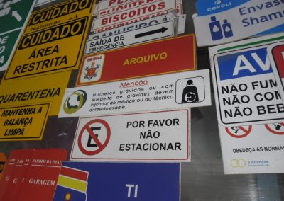 Placas-de-pvc-sinalização-com-placas-rio-de-janeiro-7-min